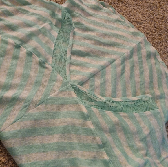 Maurice top - Picture 3 of 3